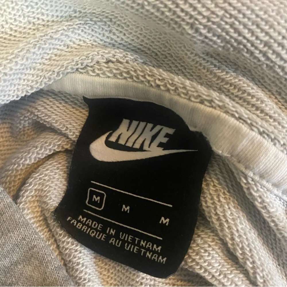 Nike front logo
